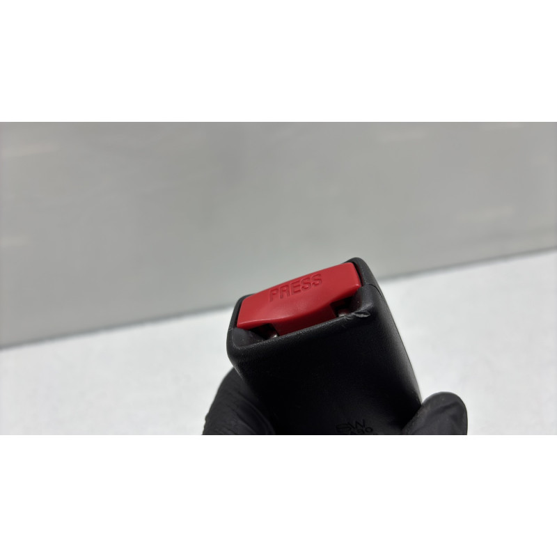 Attache ceinture arriere gauche RENAULT CAPTUR 1 Photo n°5