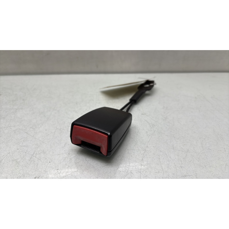Attache ceinture avant droit VOLKSWAGEN CRAFTER 1 Photo n°1