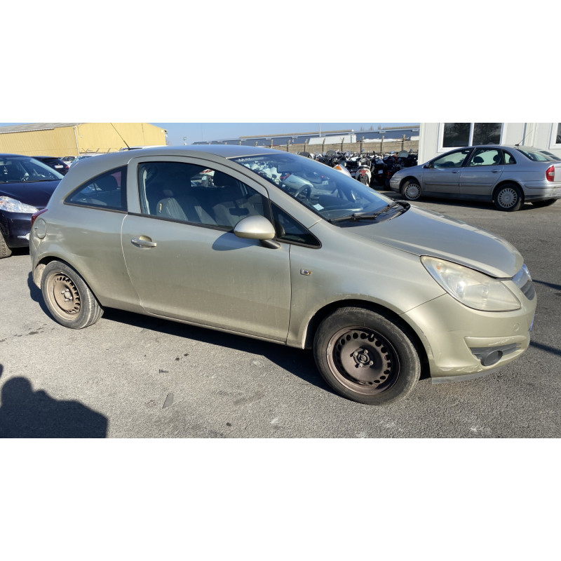 Baie de pare brise OPEL CORSA D Photo n°14