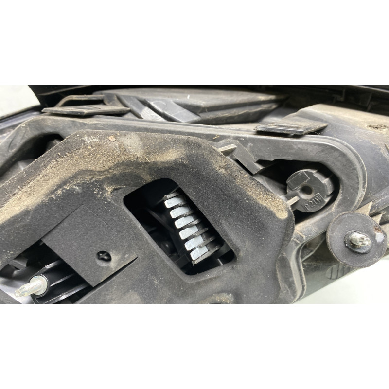 Feu arriere principal droit (feux) OPEL ASTRA H Photo n°3