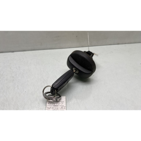 Bouchon de carburant PEUGEOT 807 Photo n°1