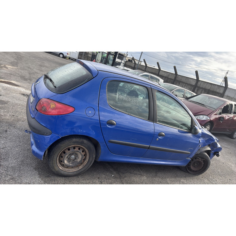 Bouchon de carburant PEUGEOT 206 Photo n°10
