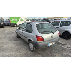 Vitre avant droit FORD FIESTA 4