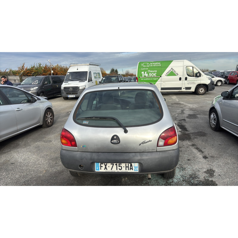 Vitre avant droit FORD FIESTA 4 Photo n°9