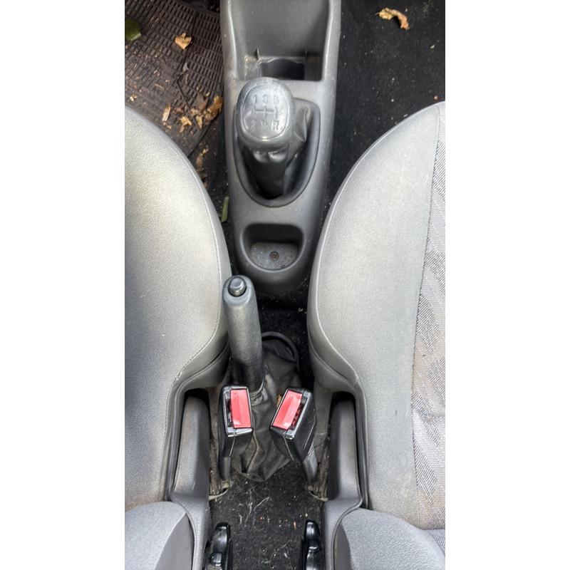 Serrure avant droit FORD FIESTA 4 Photo n°20