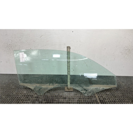 Vitre avant droit AUDI A1 1 Photo n°1
