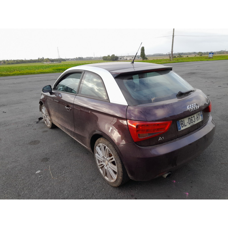 Boite a gants AUDI A1 1 Photo n°4
