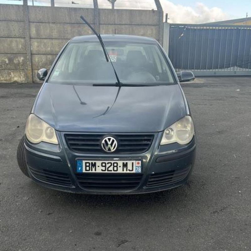 Serrure avant droit VOLKSWAGEN POLO 4 Photo n°4