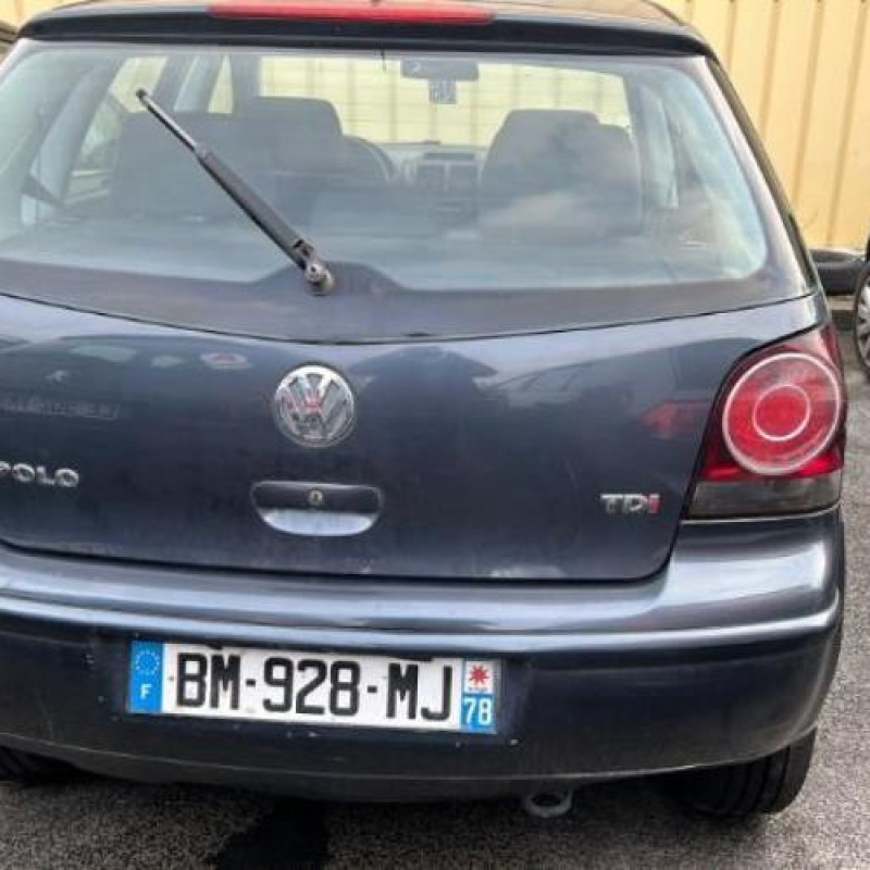 Serrure avant droit VOLKSWAGEN POLO 4 Photo n°18