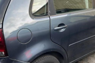 Serrure avant droit VOLKSWAGEN POLO 4