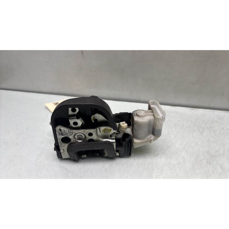 Serrure avant gauche ALFA ROMEO 147 Photo n°4