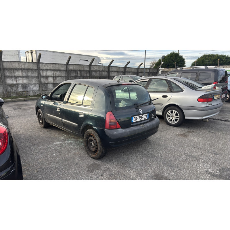 Face avant RENAULT CLIO 2 Photo n°11