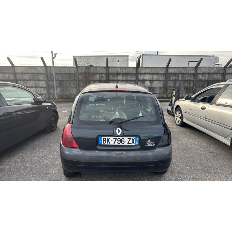 Face avant RENAULT CLIO 2 Photo n°12