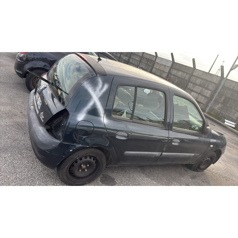 Face avant RENAULT CLIO 2 Photo n°13