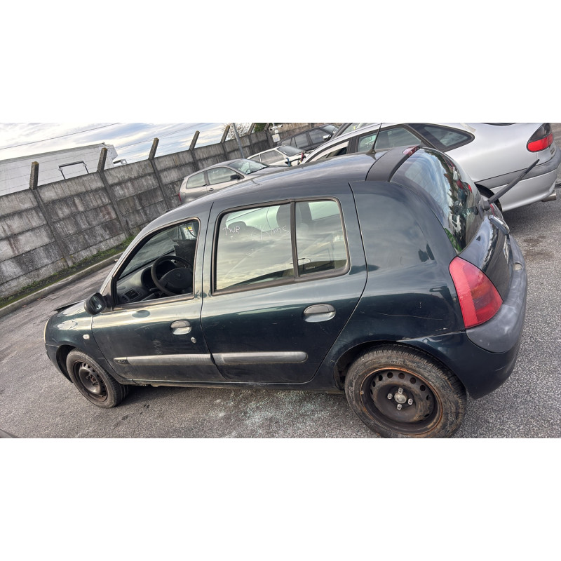 Face avant RENAULT CLIO 2 Photo n°14