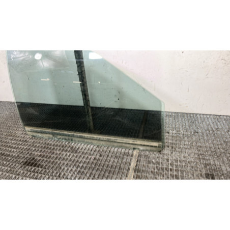 Vitre avant droit CHRYSLER GRAND VOYAGER 4