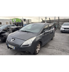 Porte avant droit PEUGEOT 5008 1