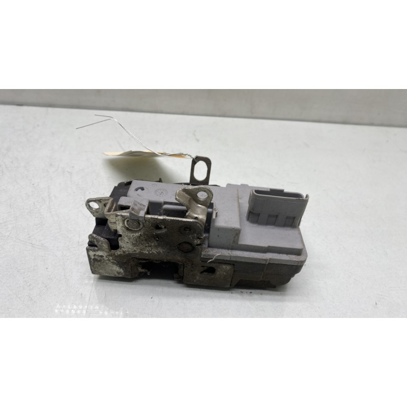Serrure avant droit PEUGEOT 206+ Photo n°4