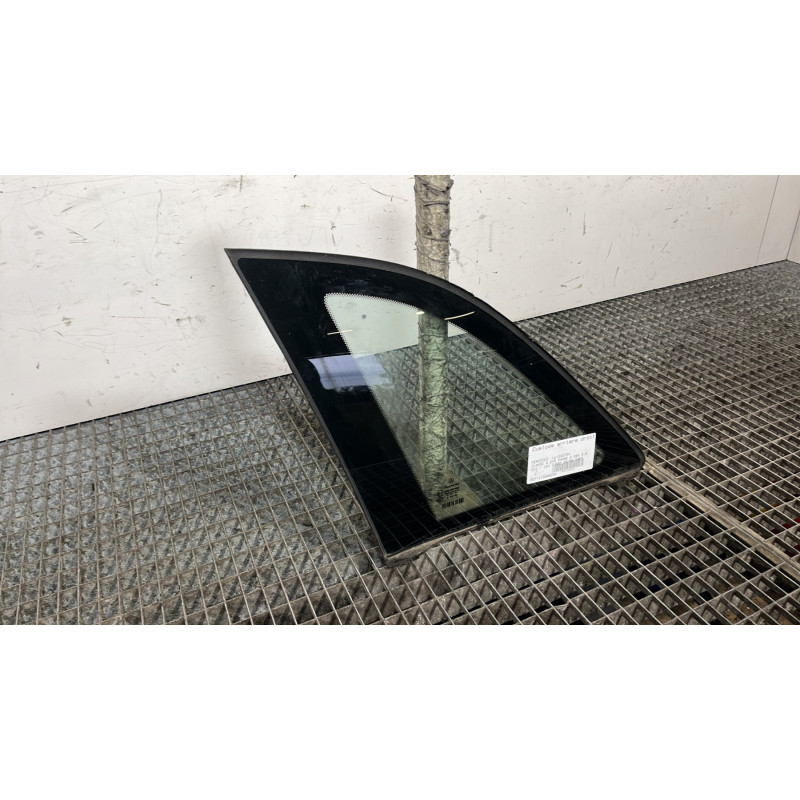 Custode arriere droit MERCEDES CLASSE B 245 Photo n°2