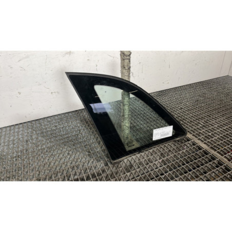 Custode arriere droit MERCEDES CLASSE B 245