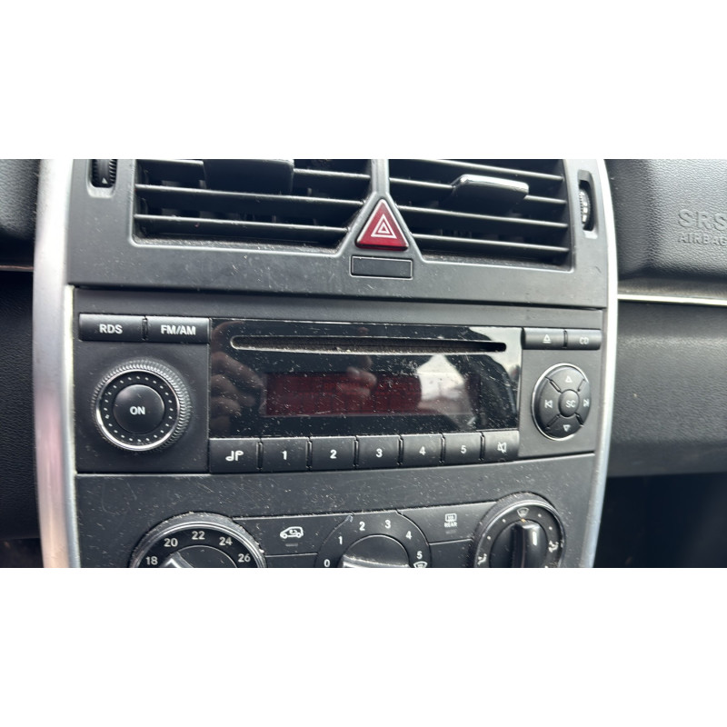 Custode arriere droit MERCEDES CLASSE B 245 Photo n°20