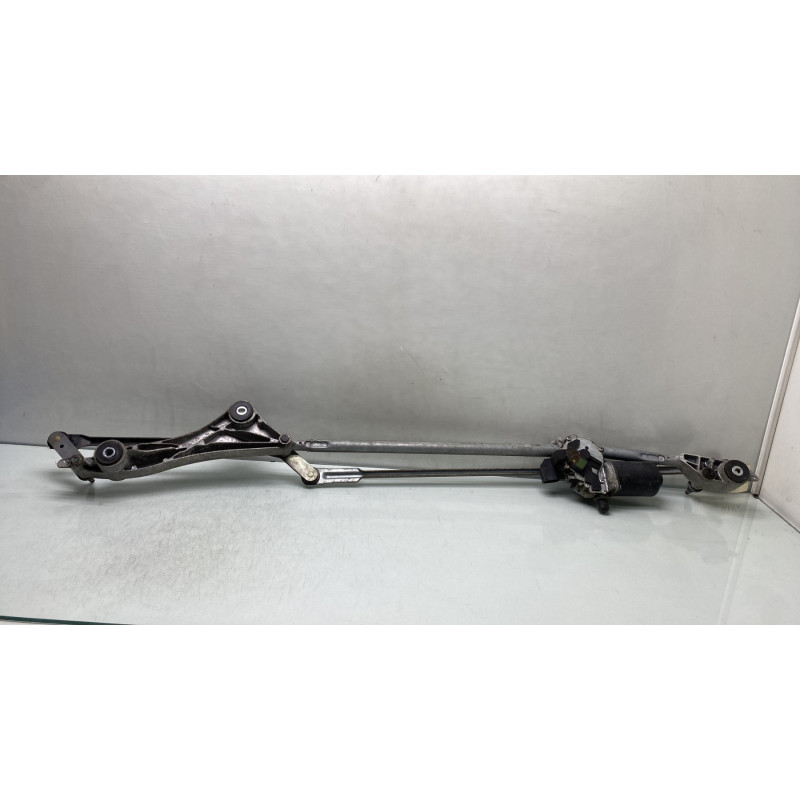Moteur essuie glace avant MERCEDES CLASSE B 245 Photo n°5