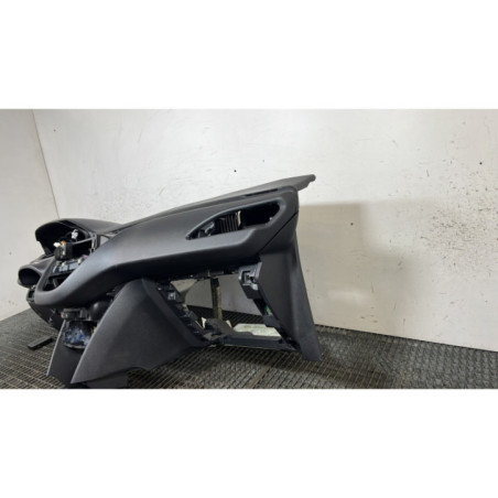 Planche de bord complete PEUGEOT 208 1