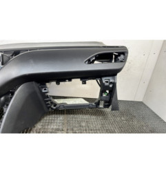 Planche de bord complete PEUGEOT 208 1