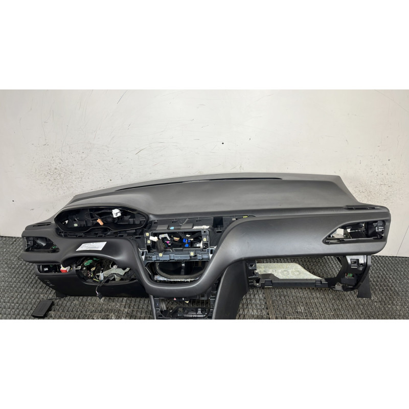Planche de bord complete PEUGEOT 208 1 Photo n°8