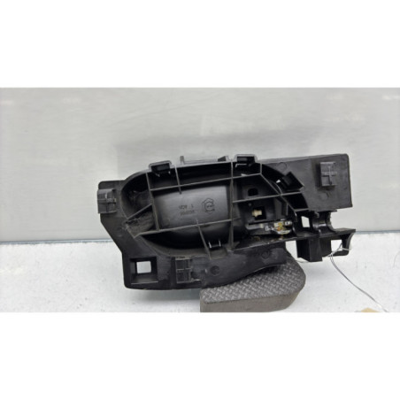 Poignee interieur arriere gauche PEUGEOT 208 1