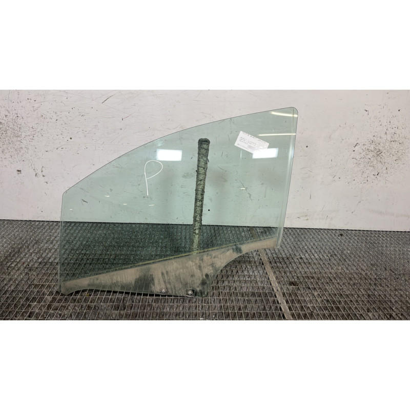 Vitre avant gauche RENAULT CAPTUR 1 Photo n°1