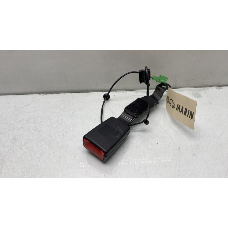 Attache ceinture avant gauche VOLKSWAGEN POLO 5 Photo n°3