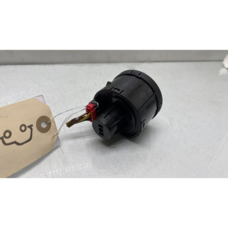 Commande de phare VOLKSWAGEN POLO 5
