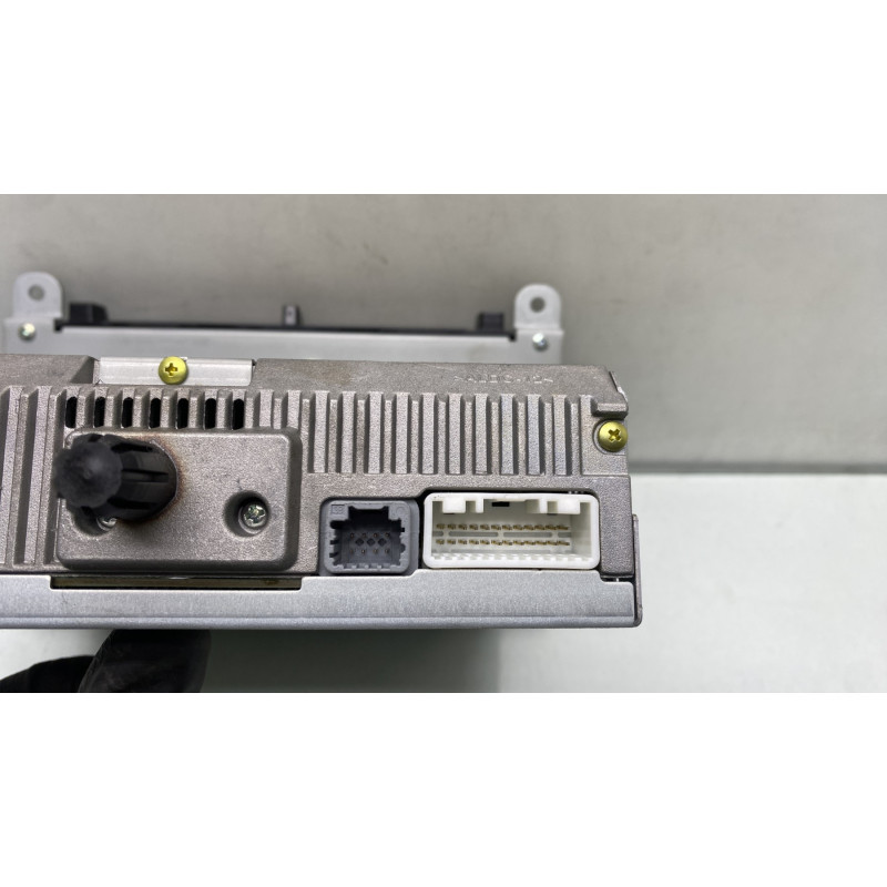 Ecran GPS RENAULT CLIO 4 Photo n°3
