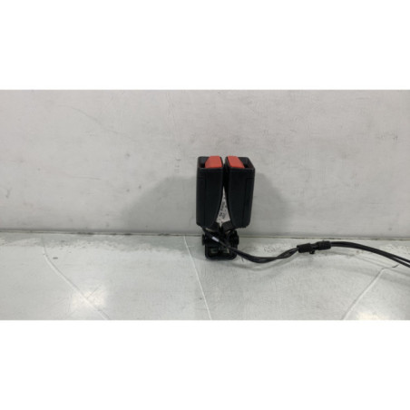 Attache ceinture arriere gauche PEUGEOT 508 1 SW Photo n°1