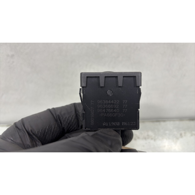 Commande de phare PEUGEOT 508 1 SW Photo n°4