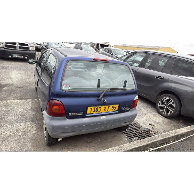 Pare choc avant RENAULT TWINGO 1 Photo n°11