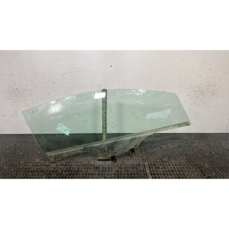 Vitre avant droit KIA RIO 3 Photo n°1