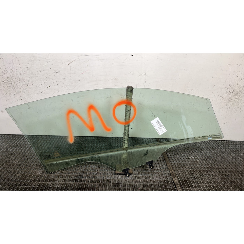 Vitre avant gauche KIA RIO 3 Photo n°4