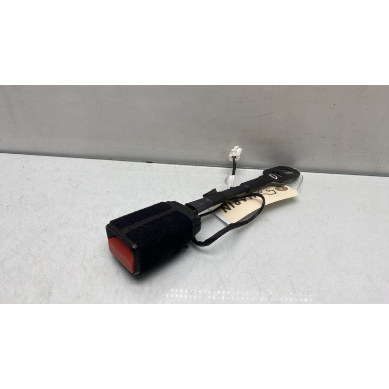 Attache ceinture avant droit CITROEN C3 3 SOCIETE Photo n°2