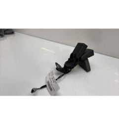 Attache ceinture arriere gauche RENAULT CLIO 4 Photo n°1