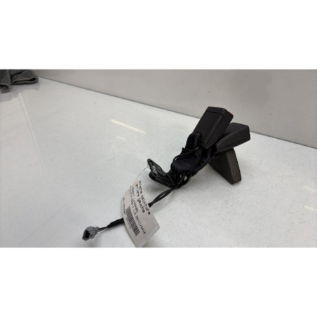 Attache ceinture arriere gauche RENAULT CLIO 4 Photo n°1