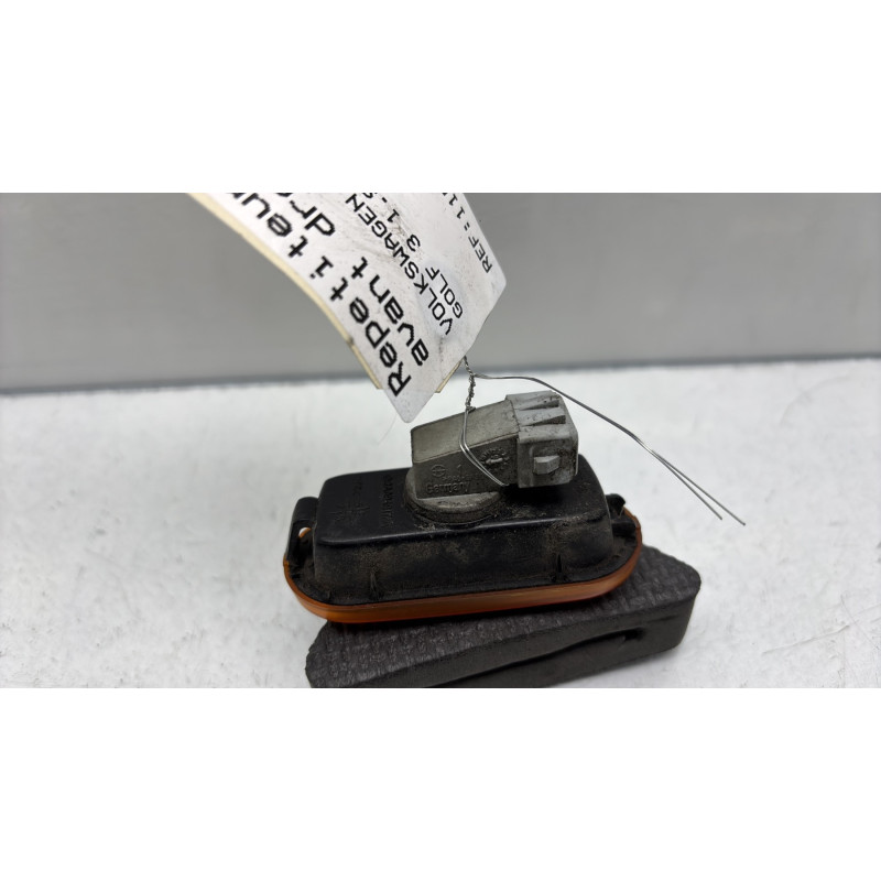 Repetiteur clignotant avant droit  (Feux) VOLKSWAGEN GOLF 3 Photo n°2