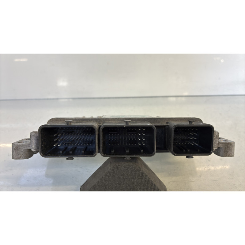Calculateur moteur NISSAN NOTE 1 Photo n°3