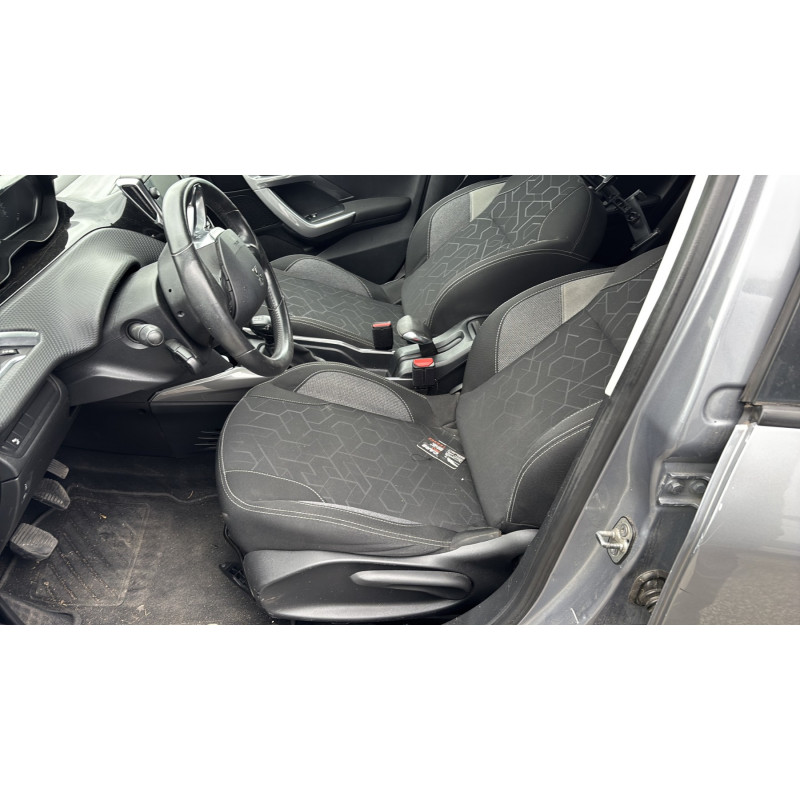 Enjoliveur PEUGEOT 2008 1 Photo n°15