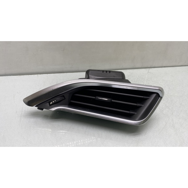 Aerateur tableau de bord avant droit PEUGEOT 2008 1 Photo n°1