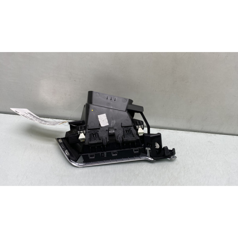 Aerateur tableau de bord avant droit PEUGEOT 2008 1 Photo n°3