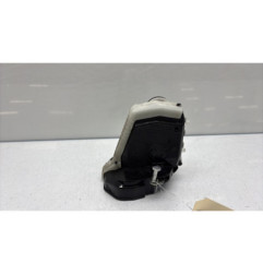 Serrure arriere droit TOYOTA YARIS 3 Photo n°1