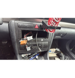 Malle/Hayon arriere AUDI A4 1