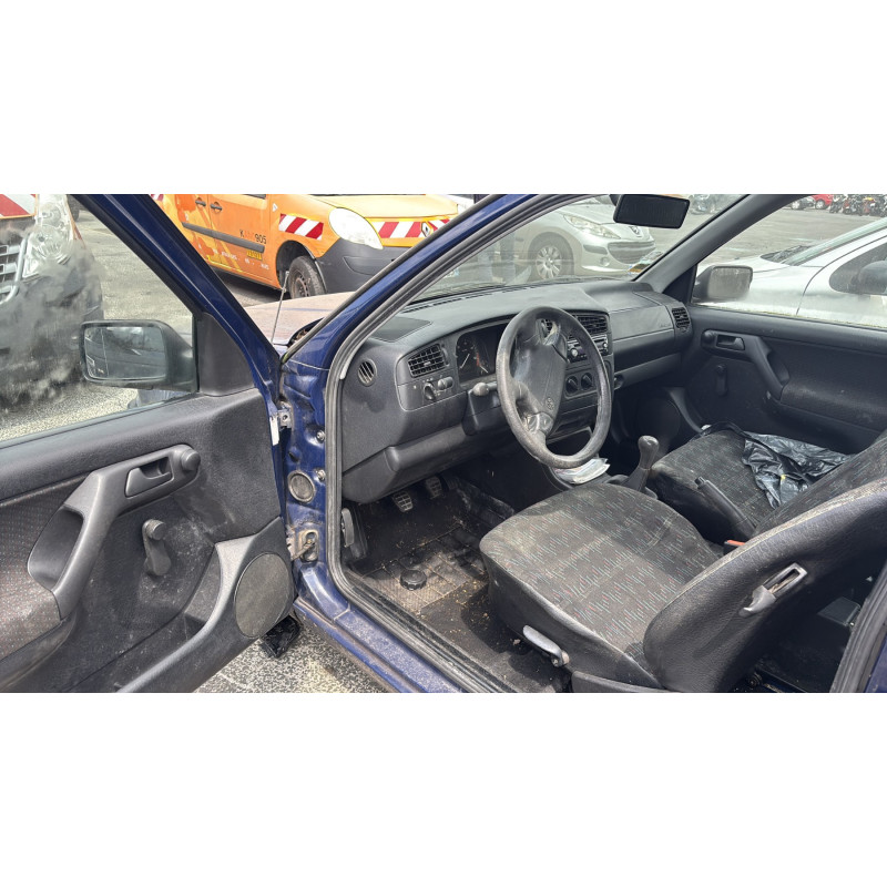 Poignee porte avant droit VOLKSWAGEN GOLF 3 Photo n°14